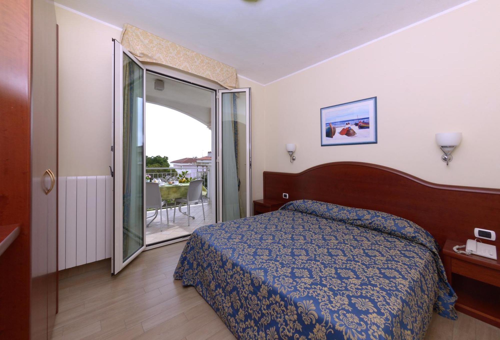 Residence Costa Smeralda Гроттамаре Экстерьер фото